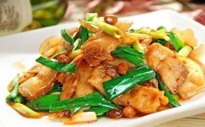 四川風(fēng)味小吃蒜苗回鍋肉，你吃過了嗎？