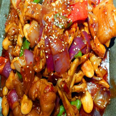 四川哪里可以學麻辣干鍋技術(shù)？老油的熬制核心技術(shù)
