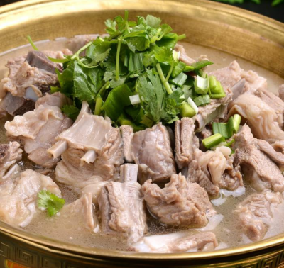 成都餐飲技術培訓學校，學習羊肉湯技術哪里比較好？