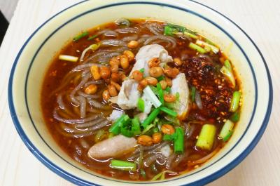 手工肥腸粉技術培訓哪家好？蜀味緣餐飲培訓中心