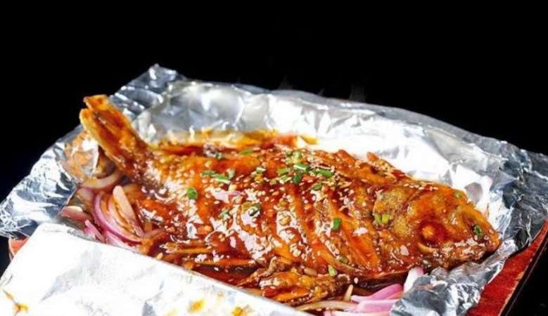 哪里學烤魚技術培訓好？成都烤魚燒烤培訓學校